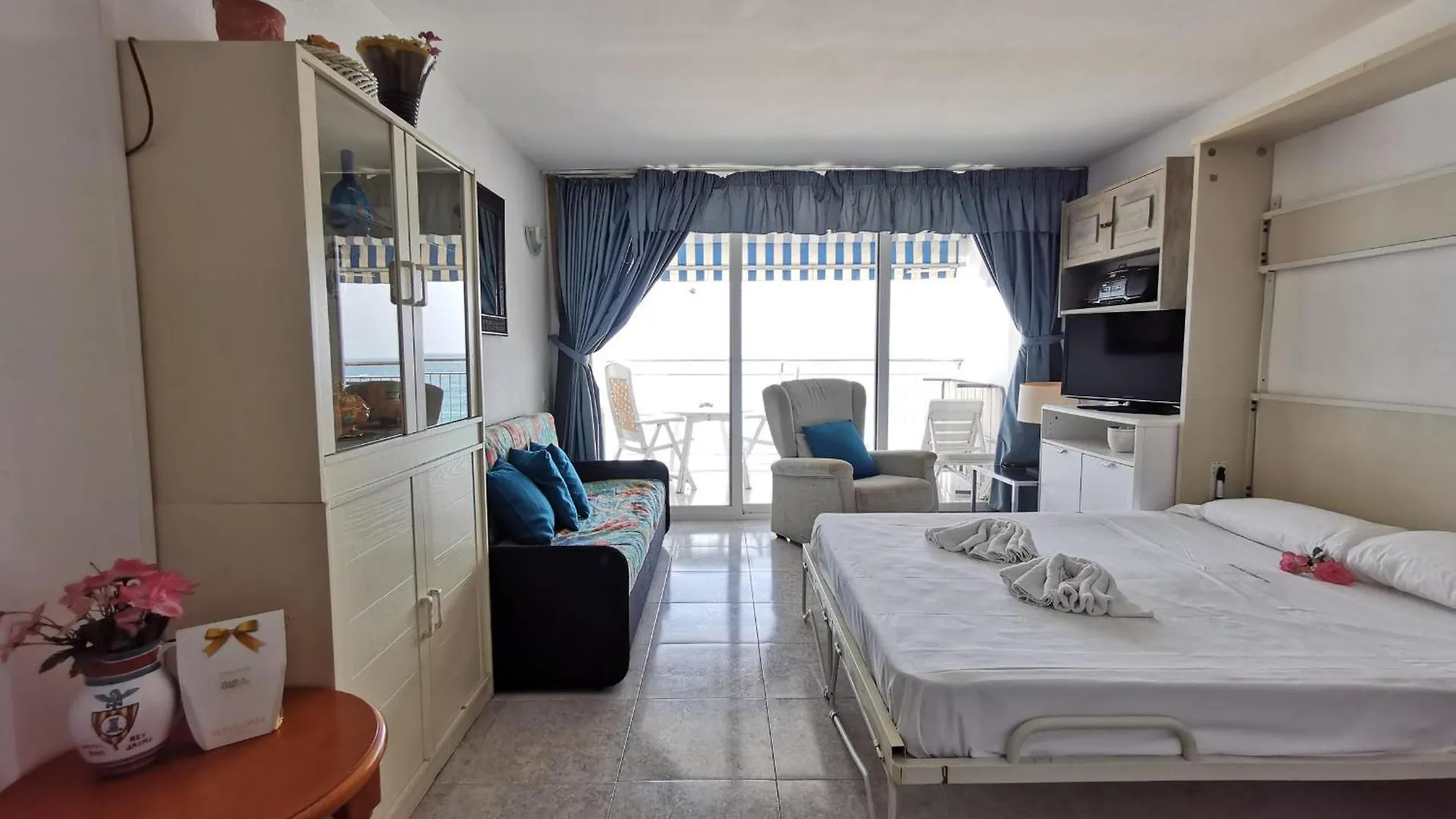 Apartment Villas Cosette Apartamento Ely Palace 3-6 / Acogedor Apartamento En El Centro De Platja D'Aro Spain