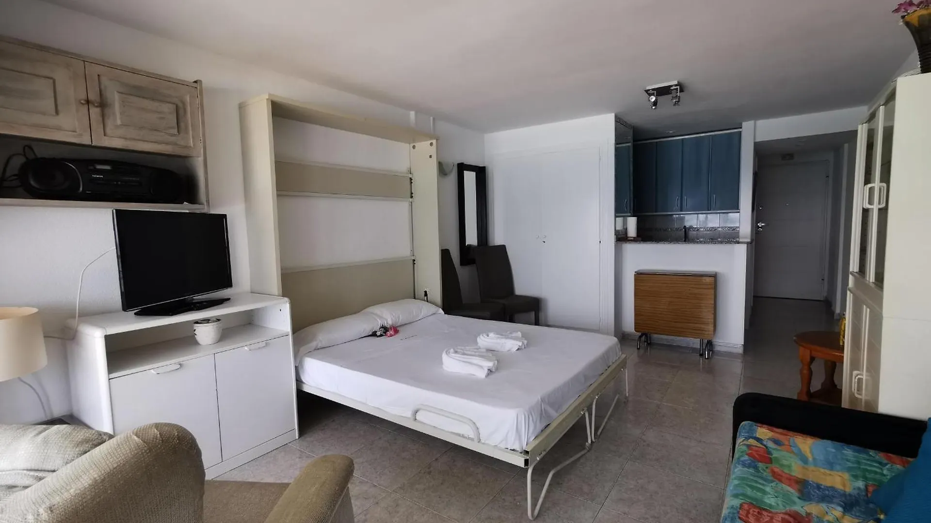 Villas Cosette Apartamento Ely Palace 3-6 / Acogedor Apartamento En El Centro De Platja D'Aro 0*,  Spain